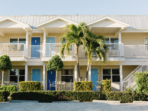 One Bedroom Vacation Rental  Beach Access Across Street!